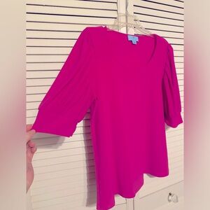 CeCe Short sleeve top with fun pleated sleeve detail.